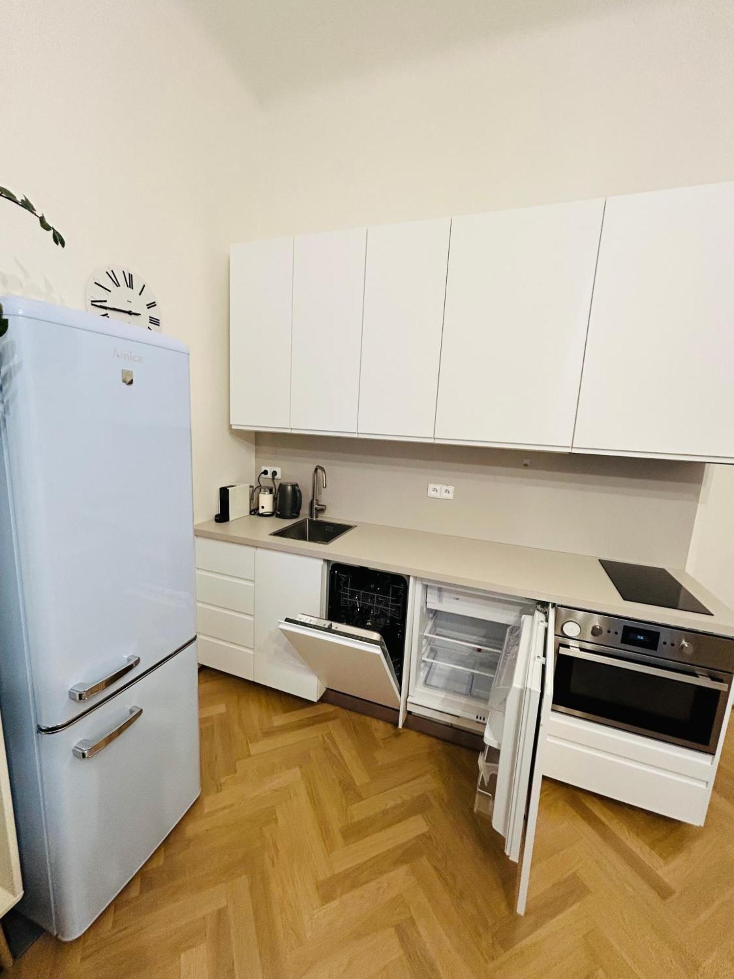 River Site Apartment Janackovo Nabrezi 27 Praga Exterior foto